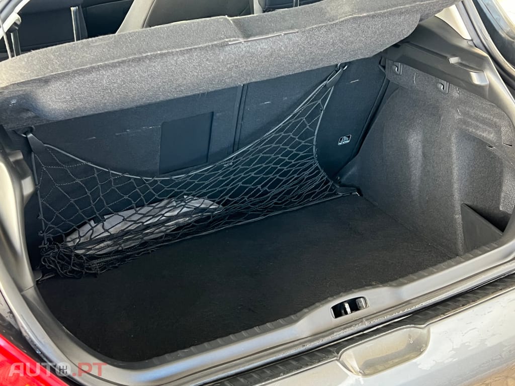 Peugeot 308 1.6 HDi Sport