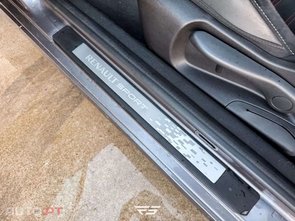 Renault Mégane Coupe 2.0 T RS