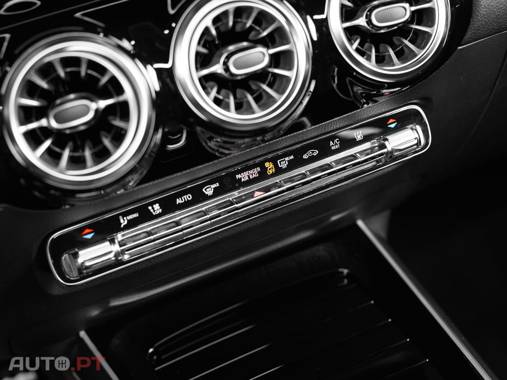 Mercedes-Benz GLA 250 e AMG Line