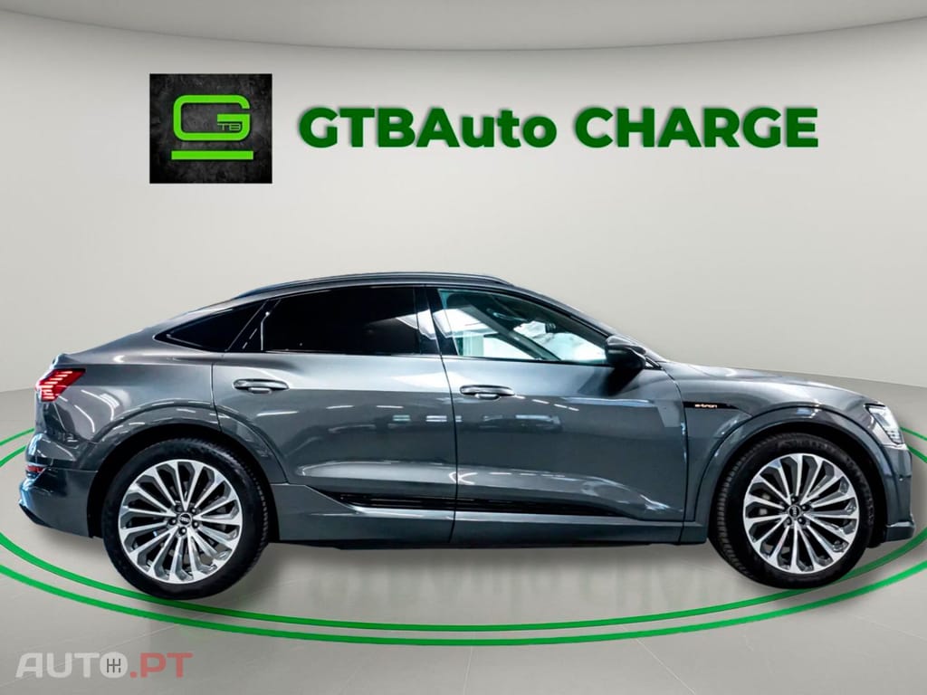 Audi E-Tron I.V.A DEDUTÍVEL 50 S LINE
