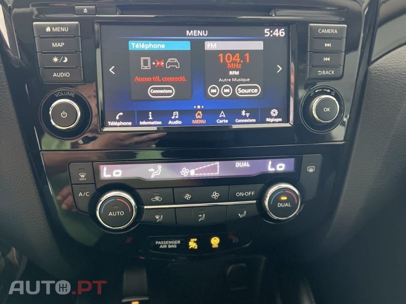 Nissan Qashqai 1.3 DIG-T N-Connecta J18 DCT