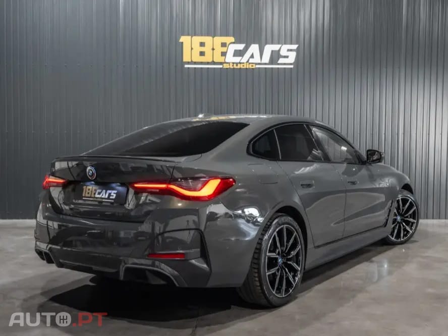 BMW i4 eDrive40 Pack Desportivo M Pro