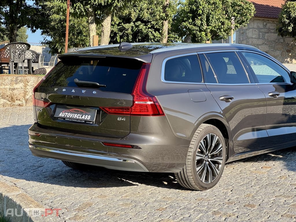Volvo V60 2.0 B4 Plus Bright Auto
