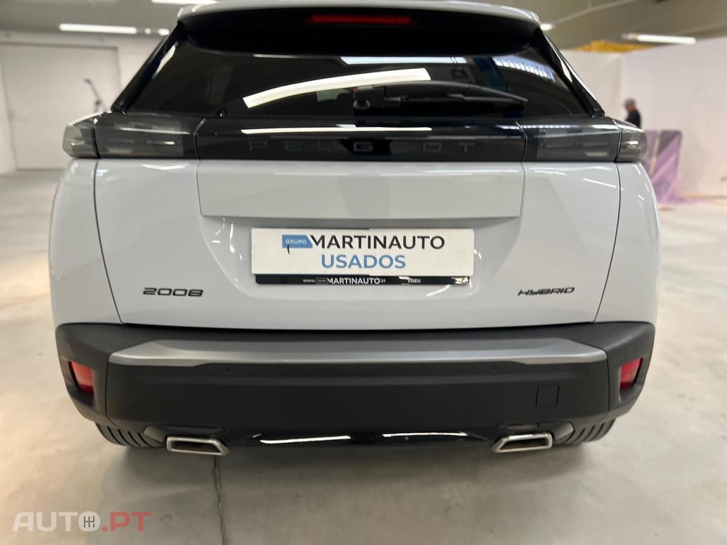 Peugeot 2008 1.2 Hybrid Allure e-DCS6