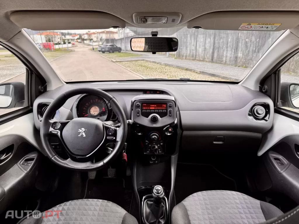 Peugeot 108 1.0 VTi Style