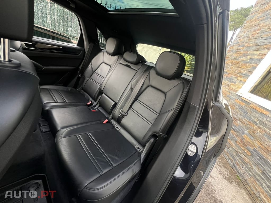 Porsche Cayenne E-Hybrid Platinum Edition