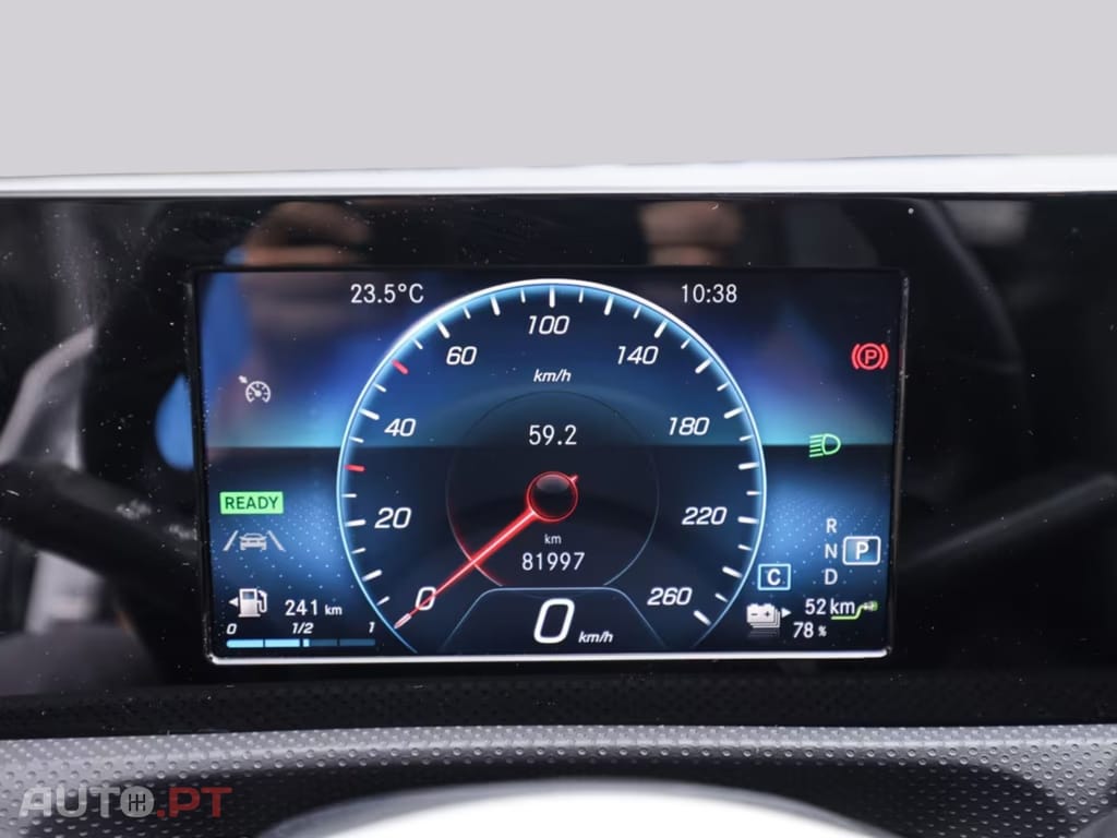Mercedes-Benz A 250 I.V.A DEDUTIVEL 