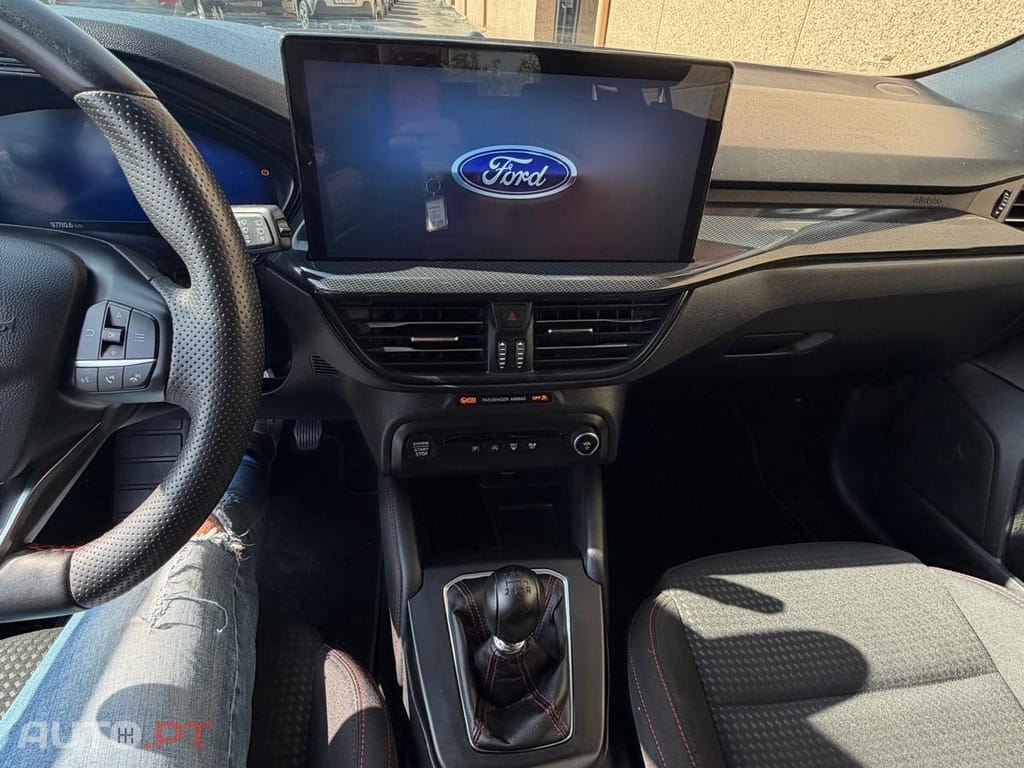Ford Focus SW 1.0 EcoBoost MHEV ST-Line X