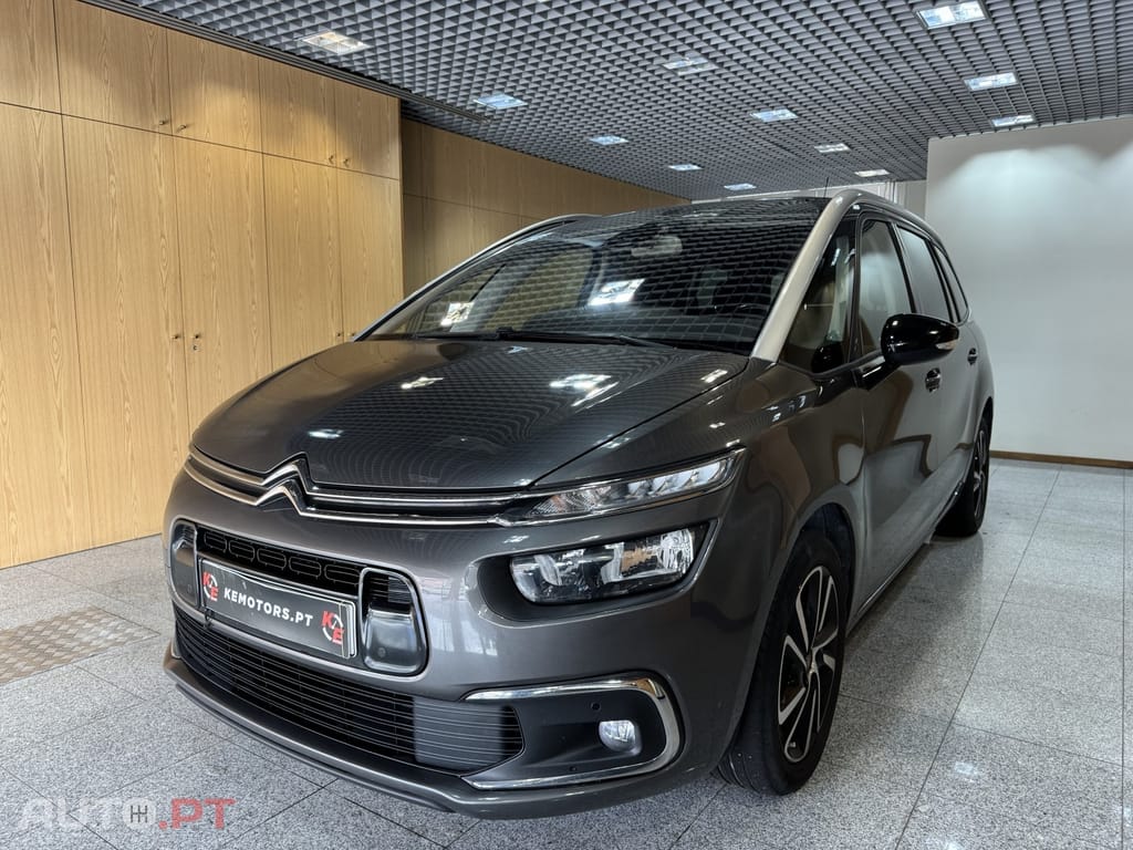 Citroen C4 SpaceTourer 1.5 BlueHDi Shine EAT8