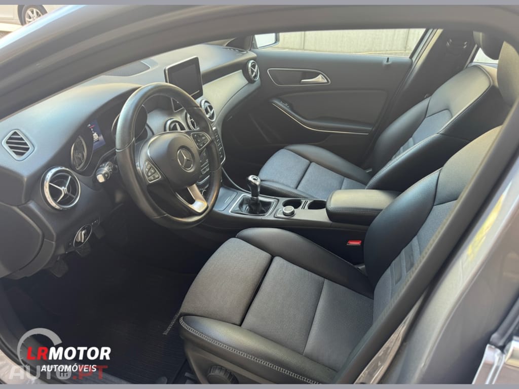 Mercedes-Benz GLA 180 d