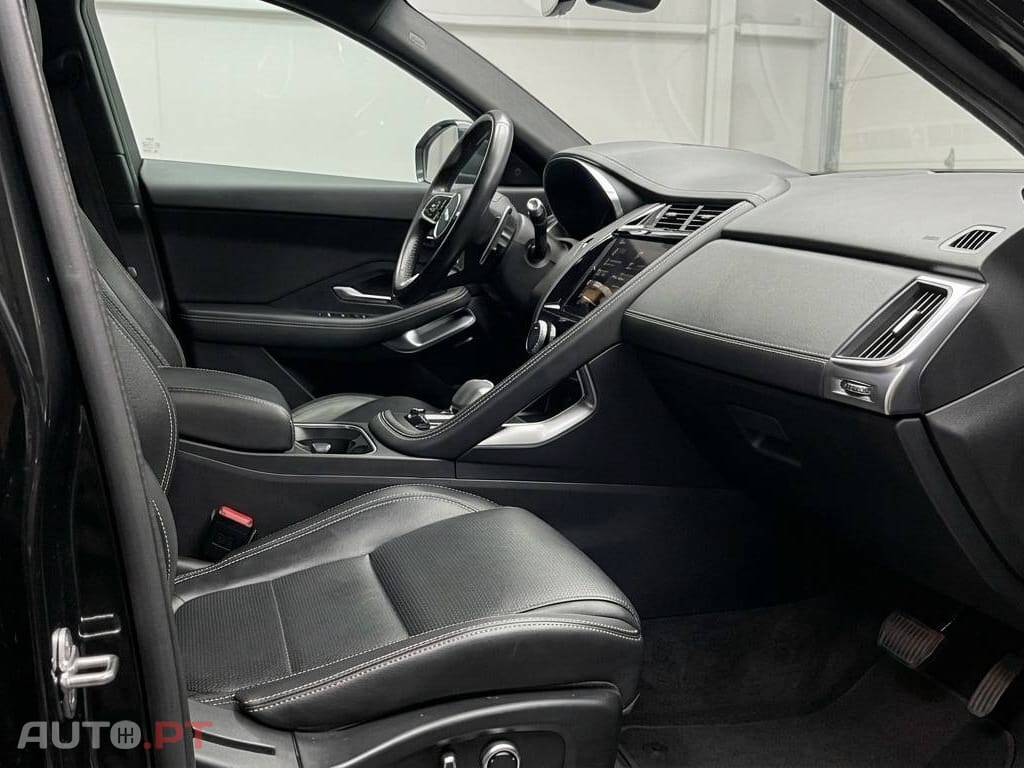 Jaguar E-Pace 1.5 P300e R-Dynamic S AWD Aut.