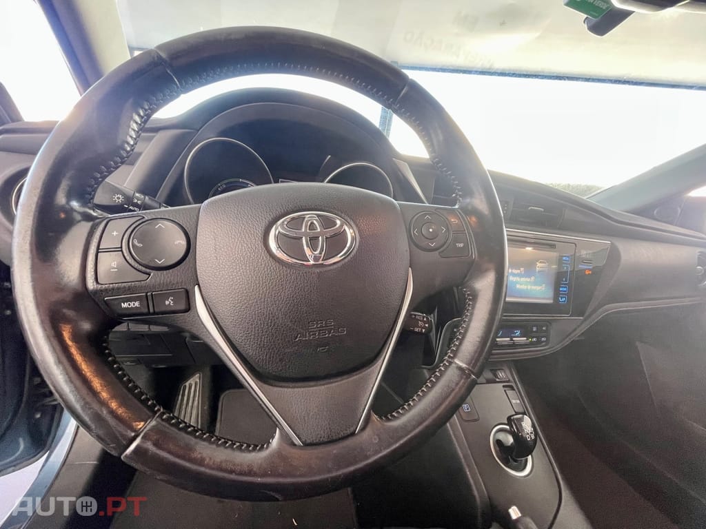 Toyota Auris 1.8 HSD Comfort