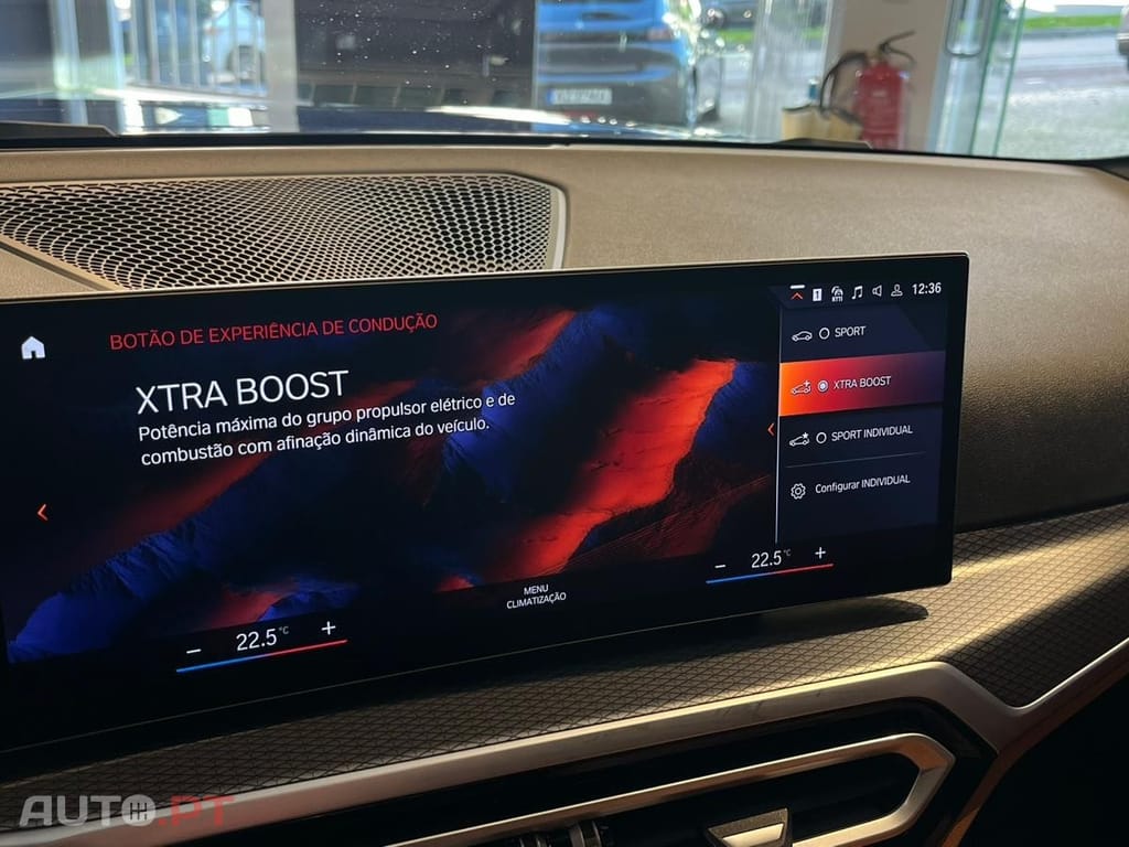 BMW 330 e Pack Desportivo M Auto