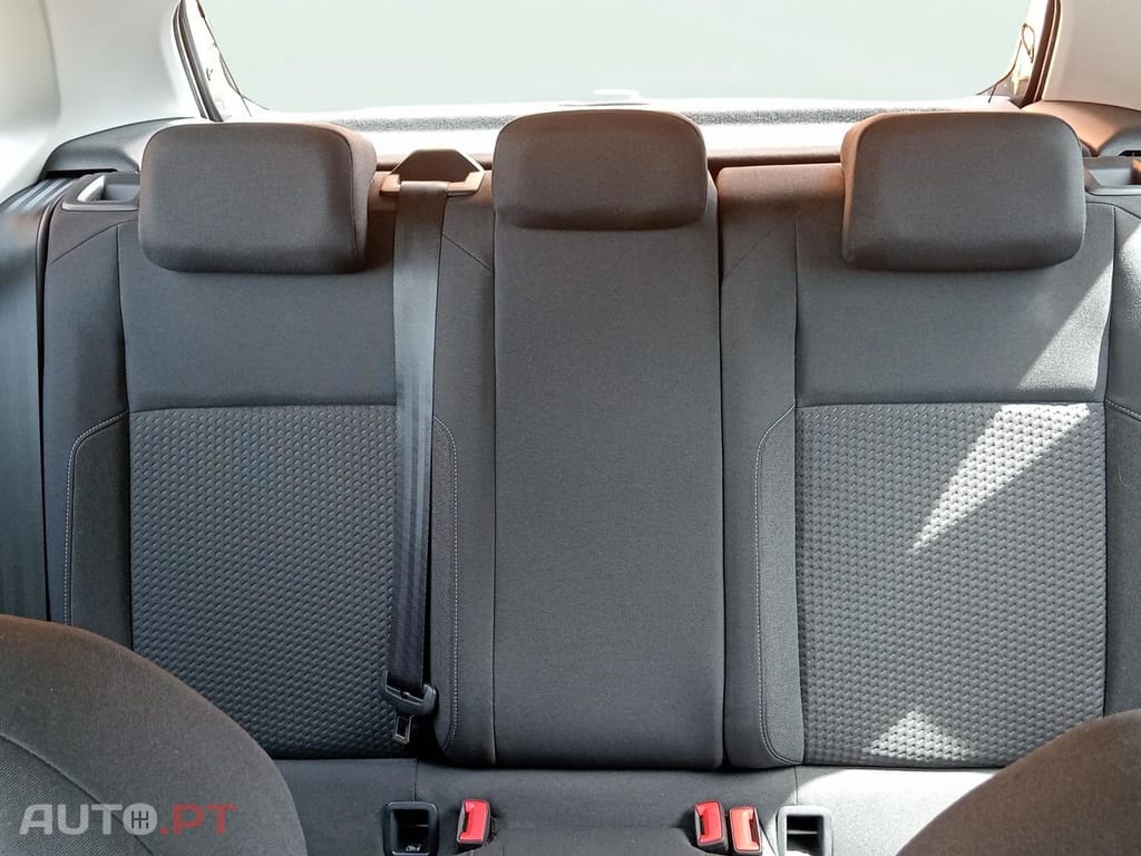 Volkswagen Polo 1.0 TSI Confortline DSG