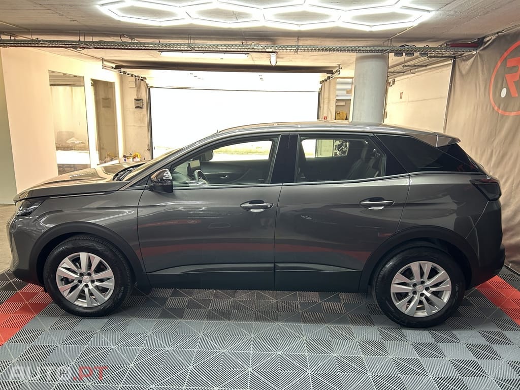 Peugeot 3008 1.2 PureTech Allure EAT8