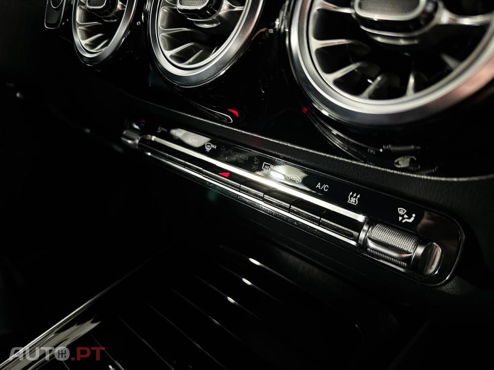 Mercedes-Benz EQA 300 4Matic Progressive