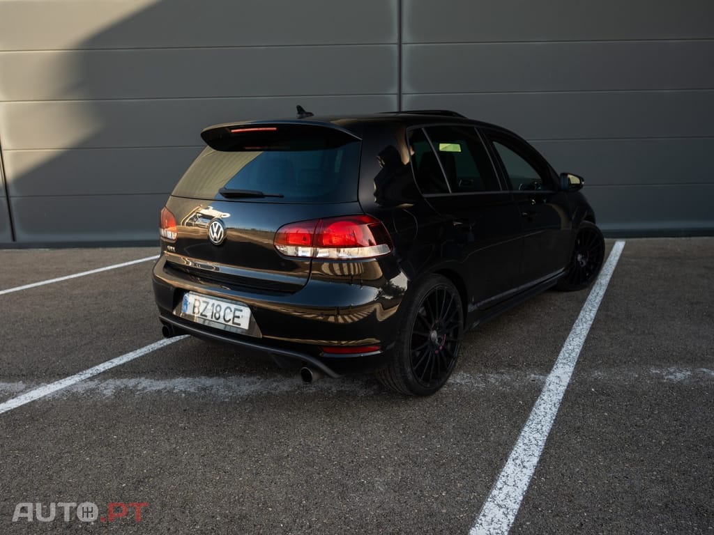 Volkswagen Golf 2.0 GTi DSG