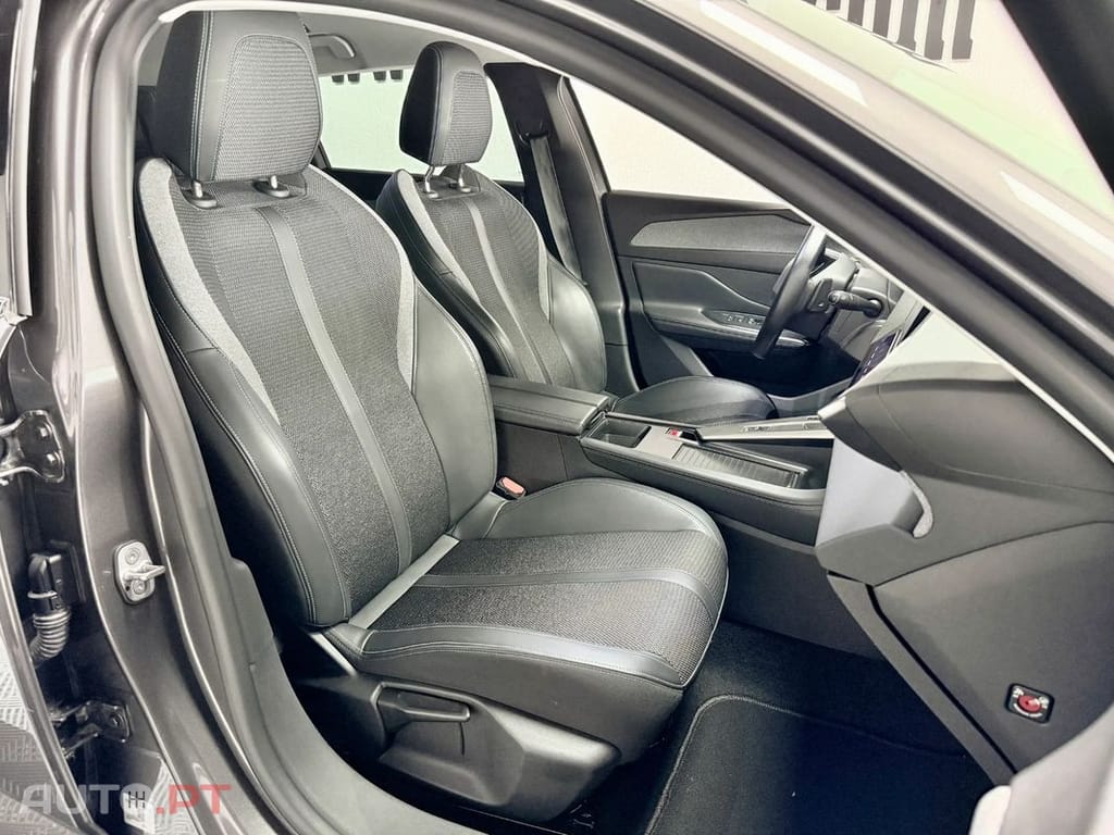 Peugeot 308 BlueHDi FAP 130 EAT8 Stop & Start GT