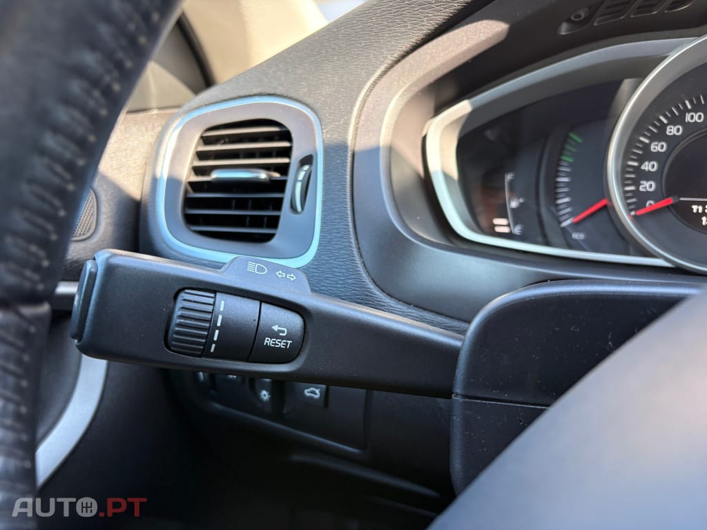 Volvo V40 2.0 D2 Inscription