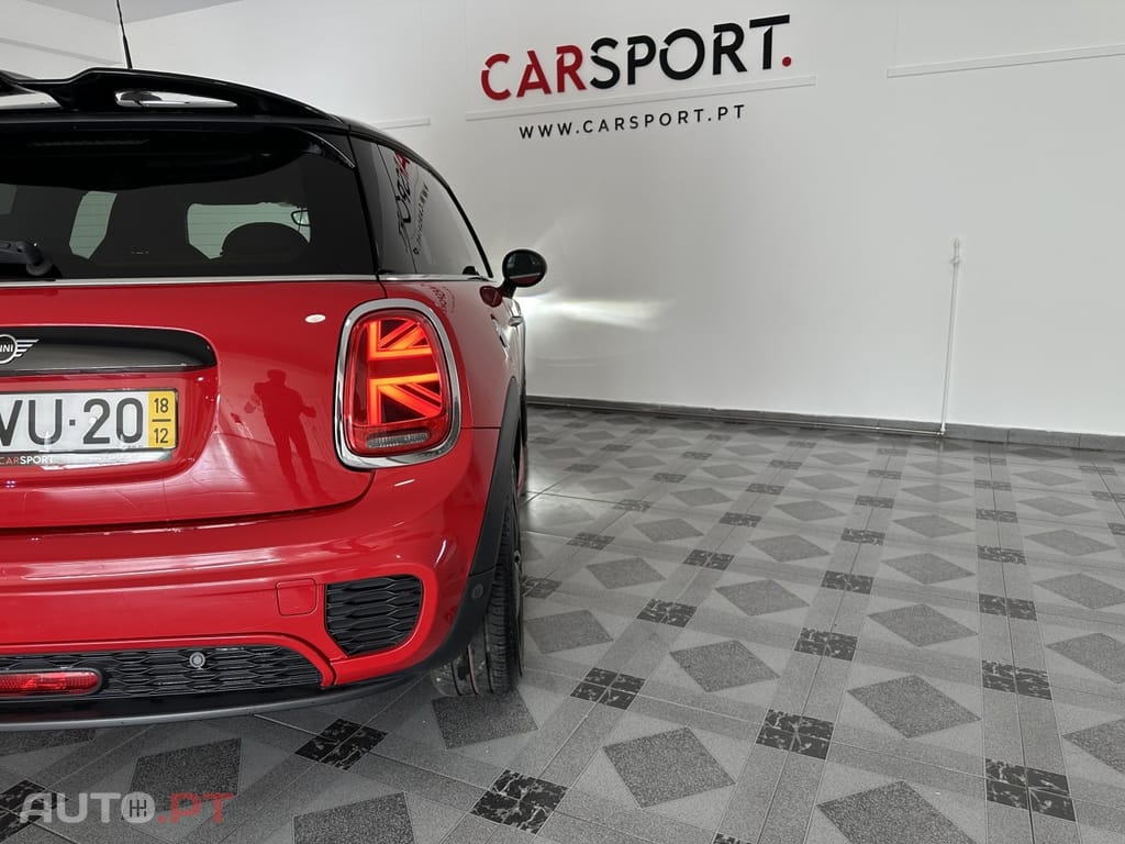 MINI Cooper Cooper D Auto