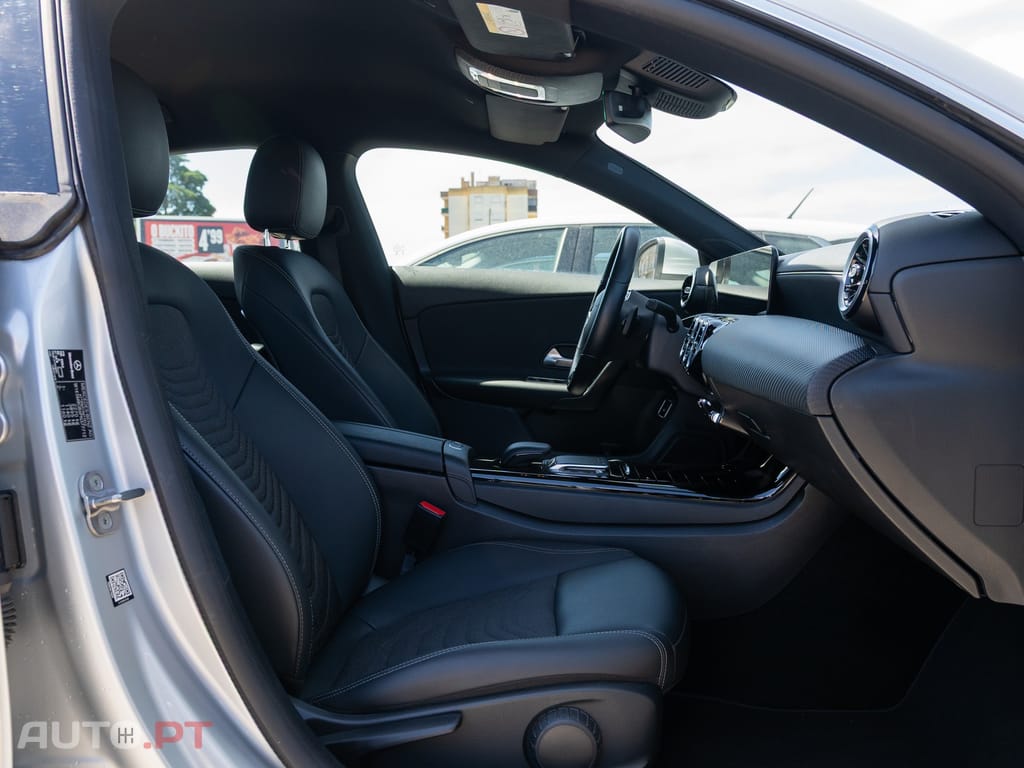 Mercedes-Benz CLA 250 e Style Plus
