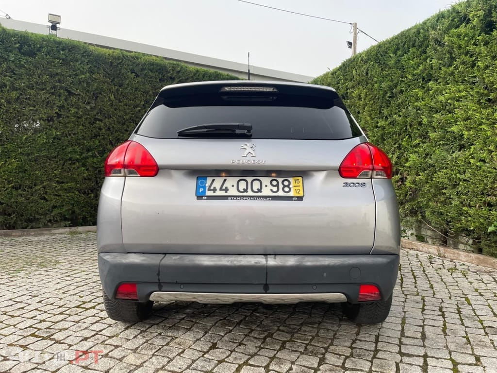 Peugeot 2008 1.2 PureTech Allure