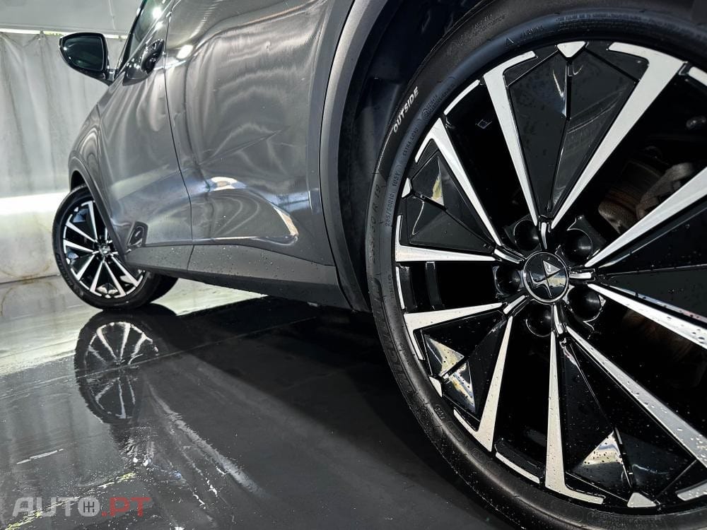 DS DS7 Crossback E-TENSE OPERA