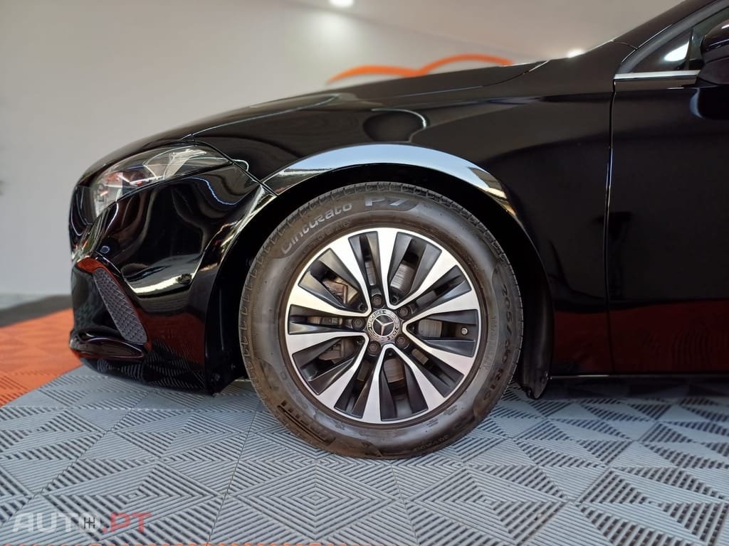 Mercedes-Benz A 180 d Business Solutions