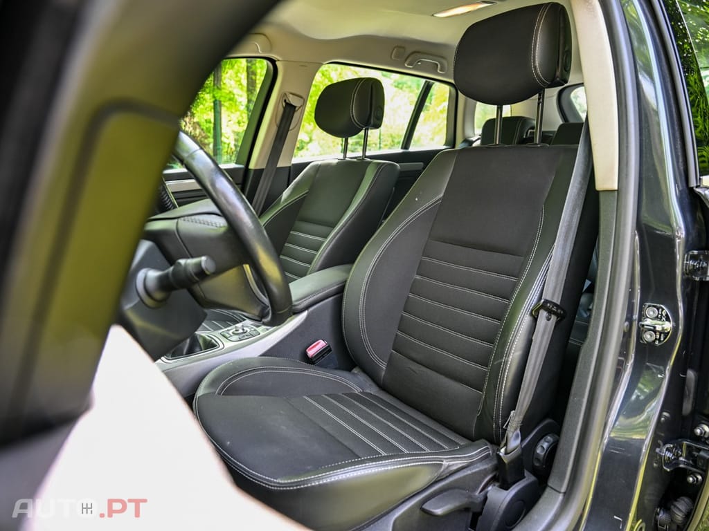 Renault Laguna Break 2.0 dCi Dynamique S 120g