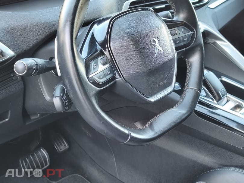 Peugeot 5008 1.2 PureTech Allure Pack EAT8