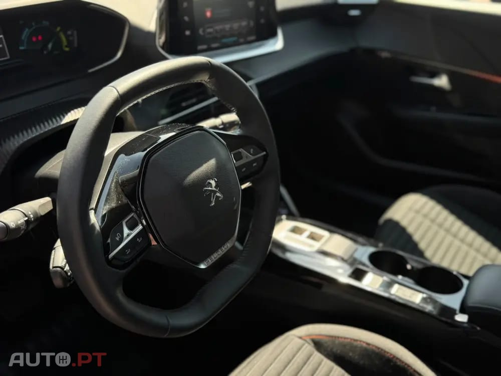 Peugeot E-208 50 kWh Active Pack