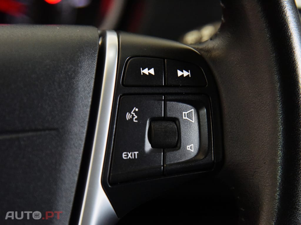 Volvo V40 2.0 D3 Momentum