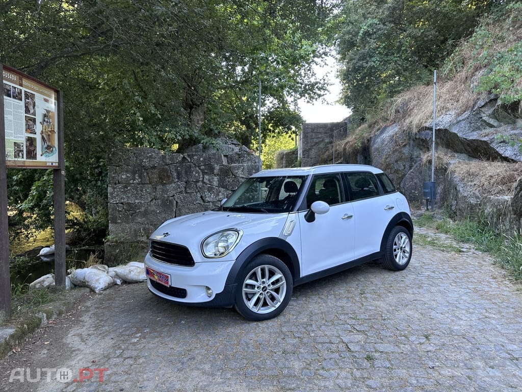 MINI Countryman One D