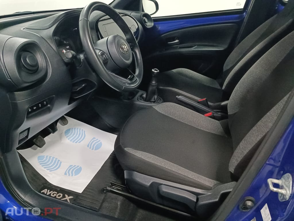 Toyota Aygo X Play