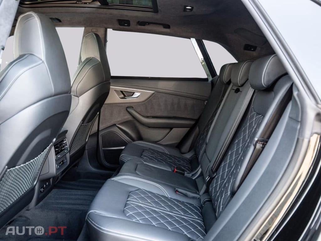 Audi Q8 60 TFSI e Competition