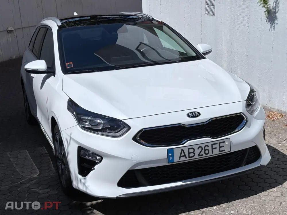 Kia Ceed SW 1.4 T-GDI Drive+SRF 7DCT