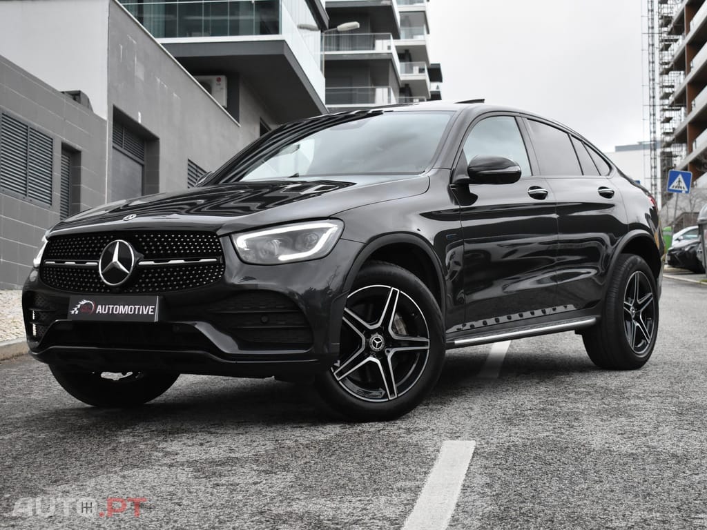 Mercedes-Benz GLC 300 e Coupe 4Matic 9G-TRONIC AMG Line
