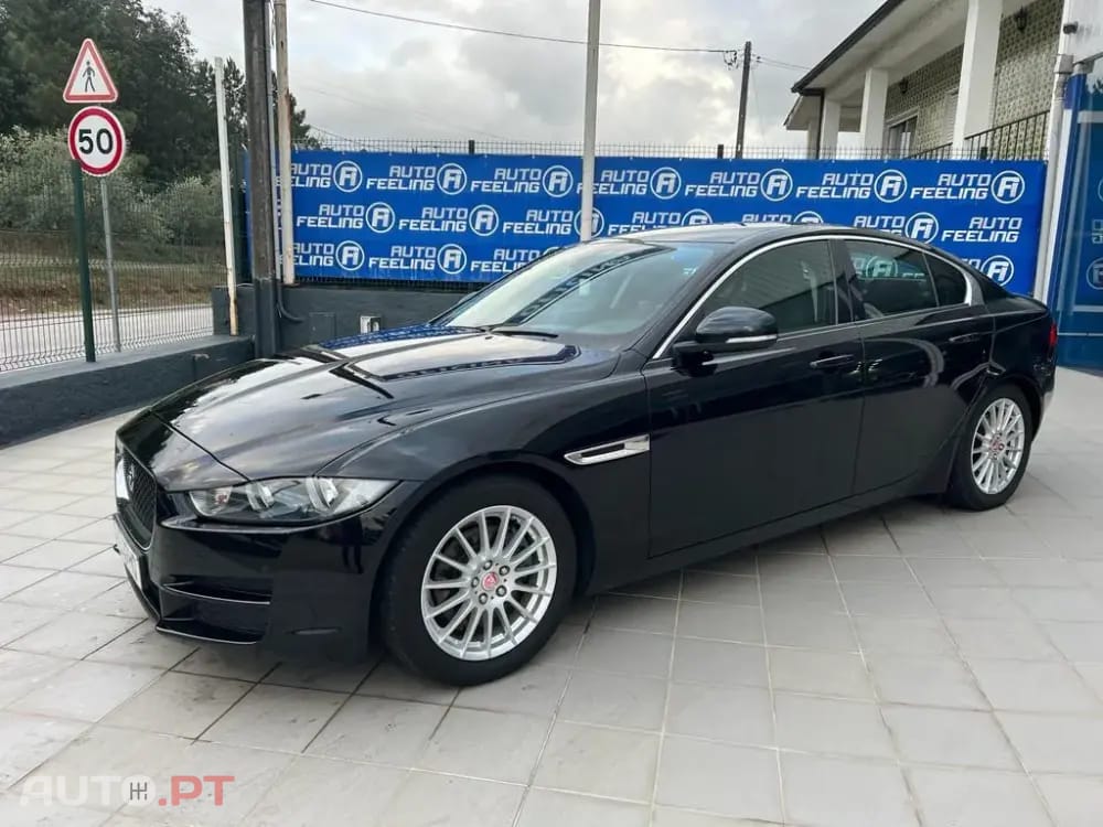 Jaguar XE 2.0 D Prestige