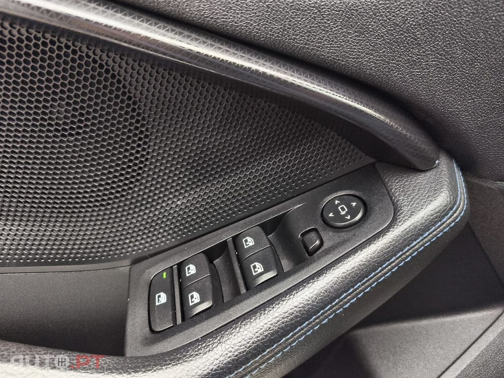 BMW 116 d Pack Desportivo M