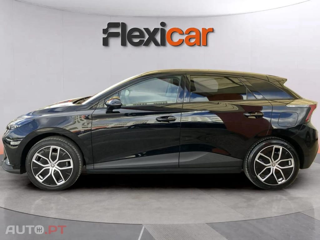 MG MG4 64 kWh Luxury