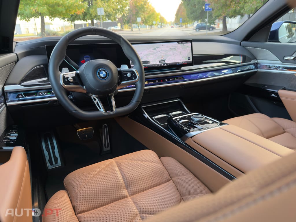 BMW 750 e xDrive Pack-M Pro