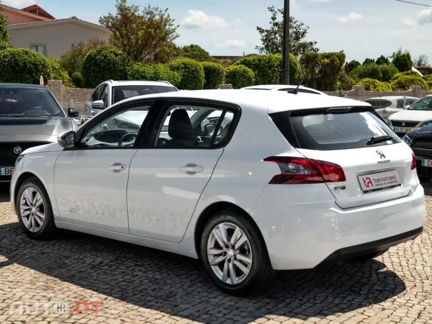 Peugeot 308 1.5 BlueHDi Business Line