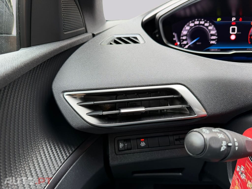 Peugeot 3008 1.5 HDI Active Pack