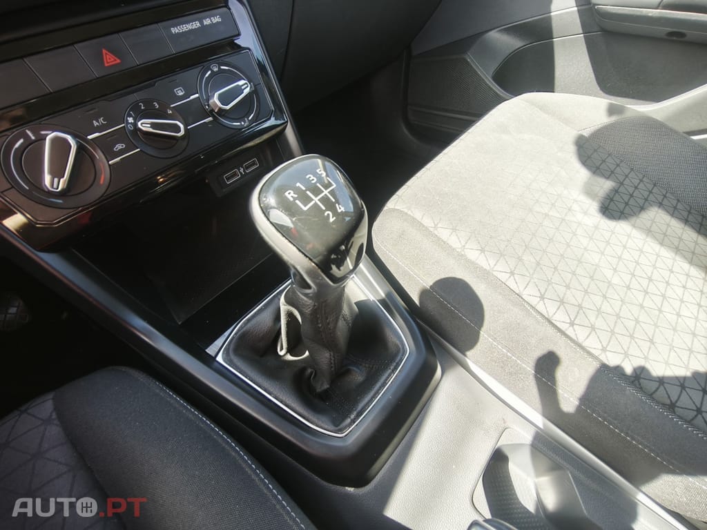 Volkswagen T-Cross 1.0 TSI Life