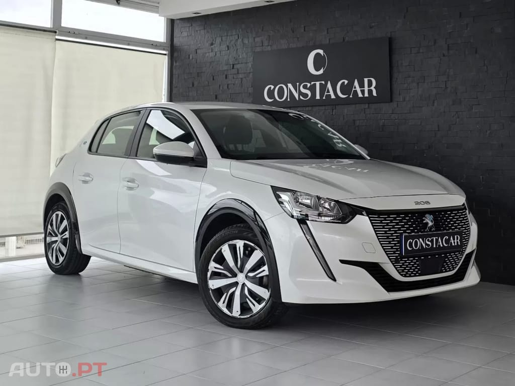 Peugeot E-208 50 kWh Active