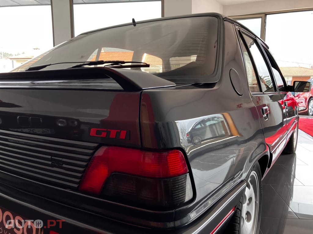 Peugeot 309 1.9 GTi