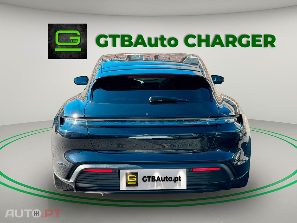 Porsche Taycan I.V.A DEDUTIVEL