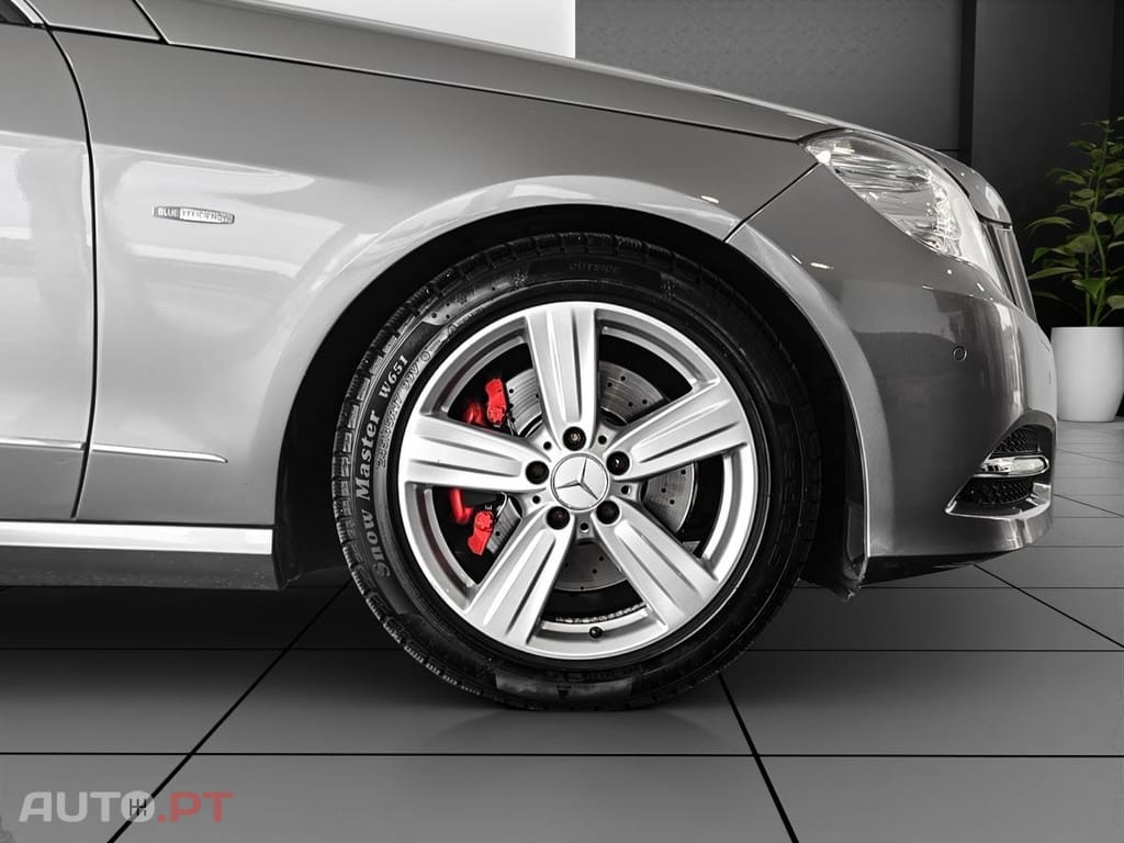 Mercedes-Benz E 350 CDI Avantgarde BlueEfficiency