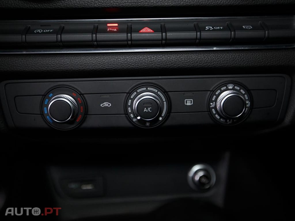 Audi A3 Limousine 30 TSI S Tronic