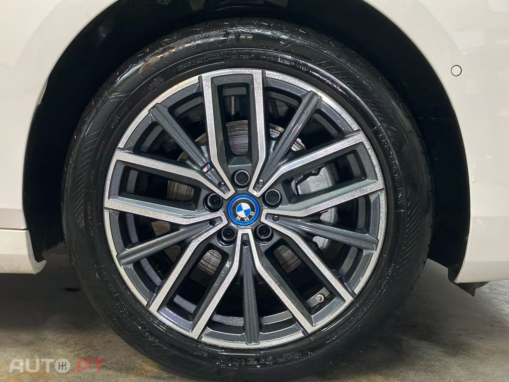 BMW 225 e xDrive Pack Desportivo M